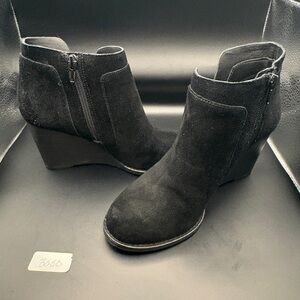 Lucky Brand Yabba Black Suede Wedge Ankle Booties size 6.5